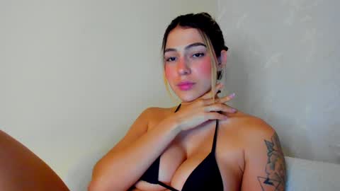 My name is ElizaPVT is open online show from 02/08/25, 02:15