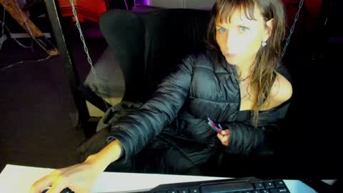 Elizabethangel online show from 01/20/25, 03:15