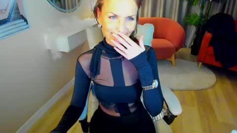 Elizabethangel online show from 02/16/25, 07:26