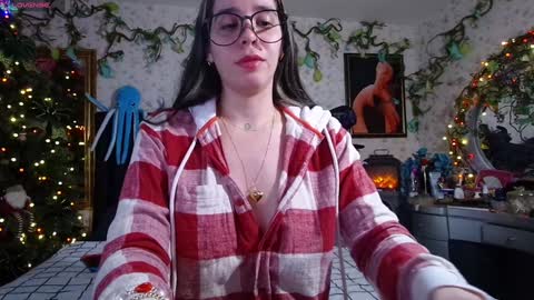 Elizabeth online show from 12/03/24, 10:50