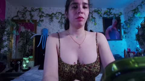 Elizabeth online show from 01/27/25, 10:27