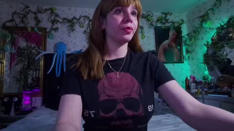 Elizabeth online show from 02/03/25, 10:25