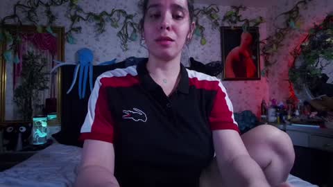 Elizabeth online show from 02/04/25, 10:13