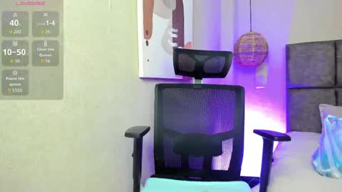 Snapshot of elizabeth_20_ chatting on 10/06/25, 07:00 elizabeth online show from 10/06/25, 07:00