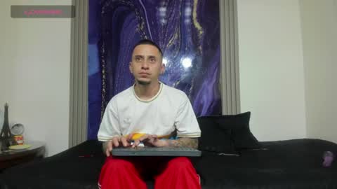 elizabeth and melodias online show from 07/08/26, 12:59