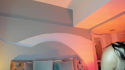 Snapshot of elizabeth_clark_ chatting on 11/12/25, 07:46 Eli online show from 11/12/25, 07:46