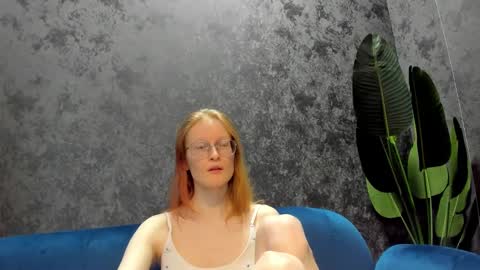 Elizabeth online show from 02/07/25, 08:11