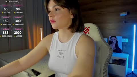 Elizabeth online show from 07/12/26, 12:01
