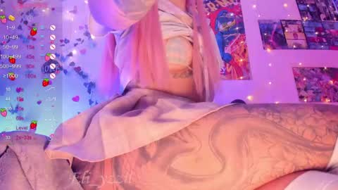   Independent Model online show from 05/29/26, 02:48