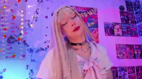    Independent Model online show from 06/12/26, 11:31