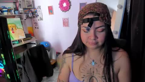 Elizabeth Martinez online show from 10/10/25, 08:08