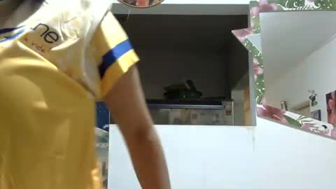 Elizabeth Martinez  online show from 12/17/24, 06:53