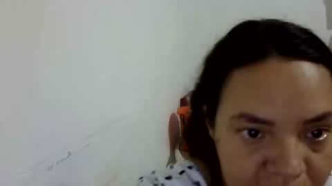 Elizabeth Martinez  online show from 06/02/26, 05:15