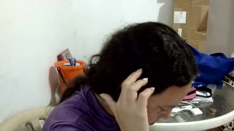 Elizabeth Martinez  online show from 06/04/26, 06:25