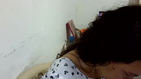Elizabeth Martinez  online show from 06/10/26, 03:33