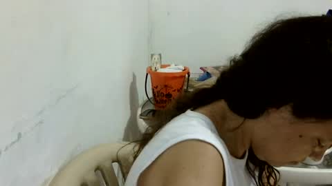 Elizabeth Martinez  online show from 07/06/26, 04:20