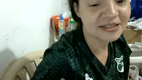 Elizabeth Martinez  online show from 08/01/26, 04:39