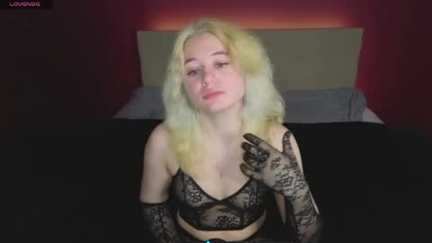Elizabeth online show from 05/30/26, 07:33