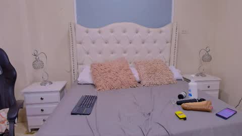 Snapshot of elizabeth_santos1 chatting on 03/06/26, 11:23 Elizabeth online show from 03/06/26, 11:23