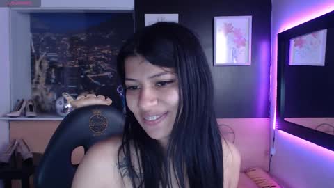 Snapshot of elizabeth_williamss chatting on 09/22/25, 01:02 elizabeth_williamss online show from 09/22/25, 01:02