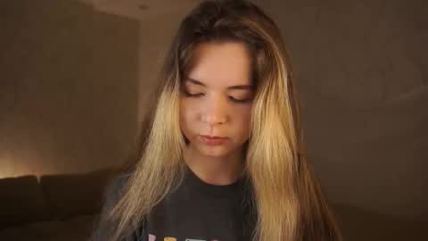 Snapshot of elizabethennals chatting on 09/29/25, 04:12 Elizabeth online show from 09/29/25, 04:12