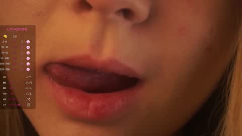 Snapshot of elizabethennals chatting on 10/11/25, 07:01 Elizabeth online show from 10/11/25, 07:01