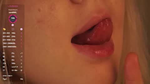 Elizabeth online show from 11/11/25, 06:19