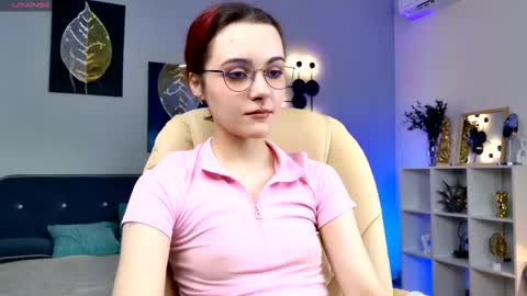 Elizabet online show from 11/18/25, 09:52