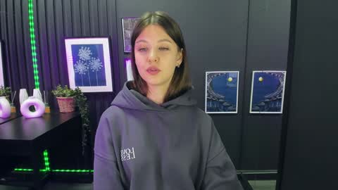 Eliza online show from 12/10/24, 07:11