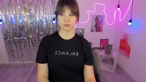 Eliza online show from 03/02/25, 07:45