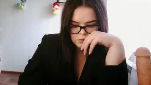 elizamoonlight online show from 06/04/26, 09:15