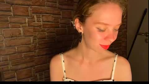 Eliza online show from 07/15/26, 06:35