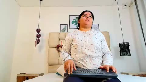 Eliza online show from 09/27/25, 11:48