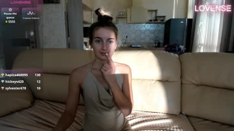 Eliz                               online show from 01/21/25, 12:50
