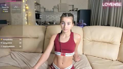Eliz                               online show from 01/24/25, 05:53