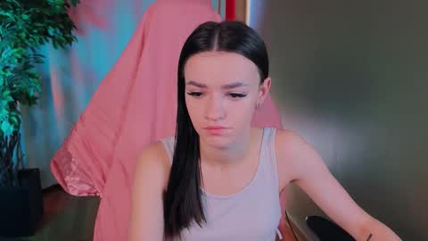 Snapshot of elizzza_ chatting on 09/26/25, 05:33 elizzza_ online show from 09/26/25, 05:33