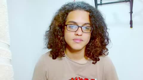 Diana online show from 12/31/24, 04:14