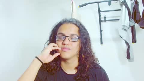 Diana online show from 02/21/25, 12:05