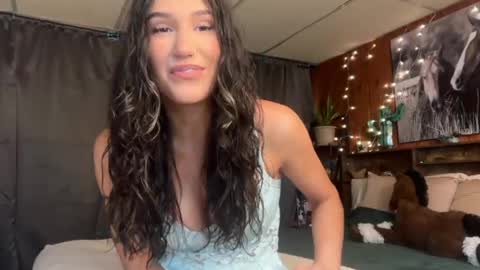 Snapshot of ella2sweet chatting on 05/12/26, 02:25 Ella online show from 05/12/26, 02:25