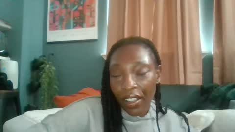 Snapshot of ella5eju chatting on 09/10/25, 08:42 GFE online show from 09/10/25, 08:42