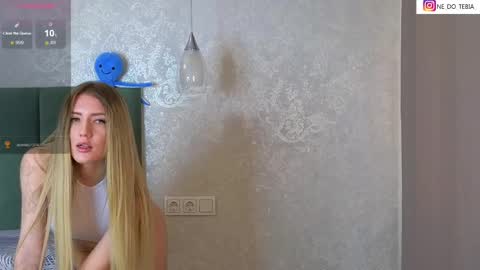 Ella online show from 02/18/25, 03:10