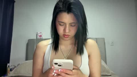 Ella  online show from 01/17/25, 05:00