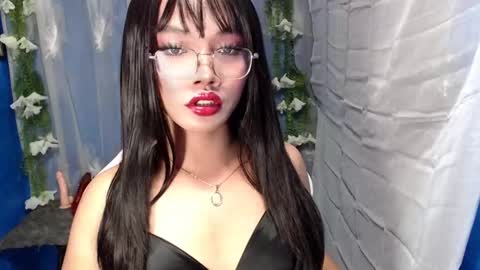 Ella online show from 10/30/25, 11:22