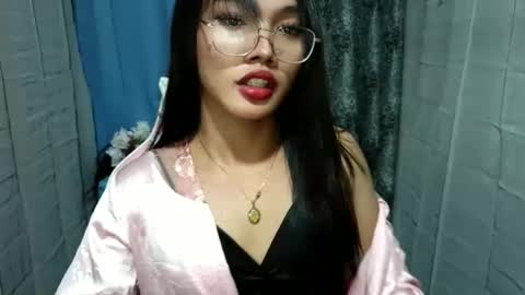 Ella online show from 11/15/25, 10:01