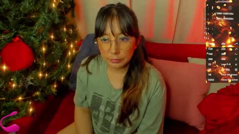 Snapshot of ella_harry chatting on 11/12/25, 01:50 Ella and Harry online show from 11/12/25, 01:50