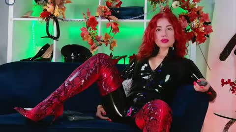 ella_kross online show from 09/25/25, 04:05