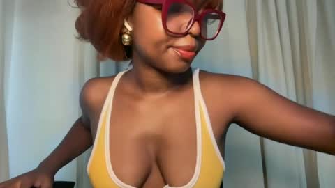 Ella online show from 06/22/26, 07:16