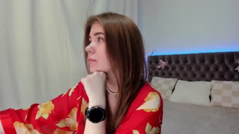 Ella Mayers online show from 02/04/25, 03:33