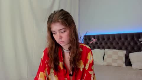 Ella Mayers online show from 02/15/25, 04:36