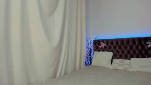 Ella Mayers online show from 02/22/25, 01:11